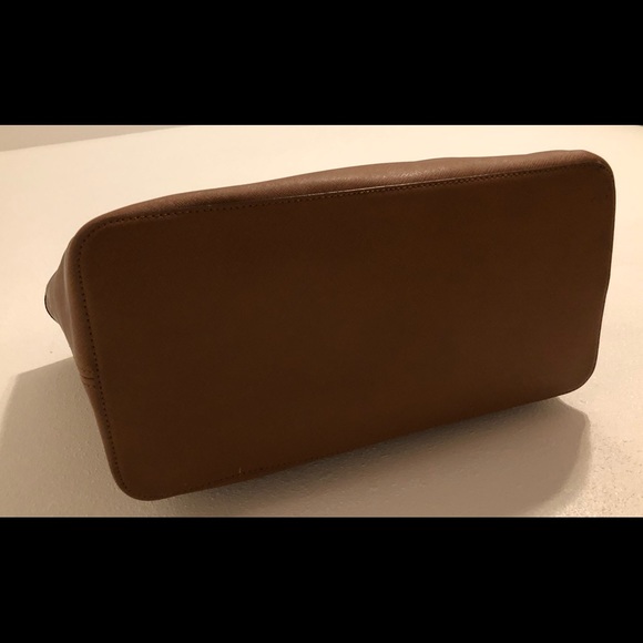 Michael Kors Large Tote - Picture 4 of 8